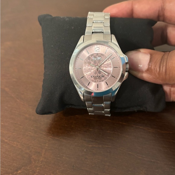 π Authentic Coach Libby Watch - 37MM π - Picture 5 of 8